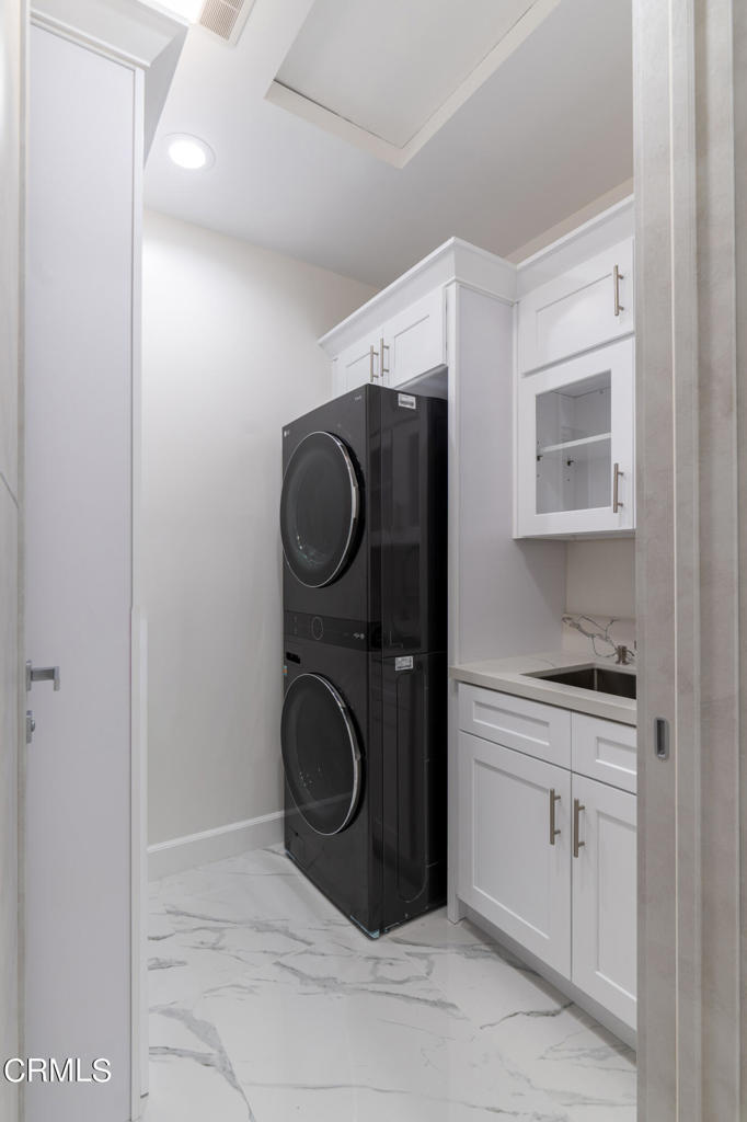 1909 Hazel Nut Court