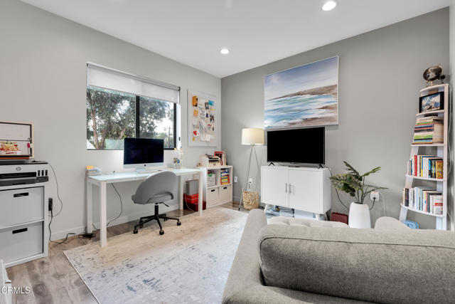 4485 Hazeltine AVE Unit: 3
