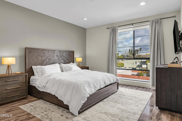 4485 Hazeltine AVE Unit: 3