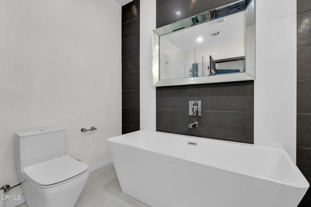 4485 Hazeltine AVE Unit: 3