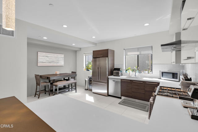 4485 Hazeltine AVE Unit: 3