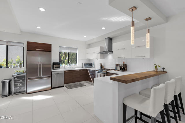 4485 Hazeltine AVE Unit: 3