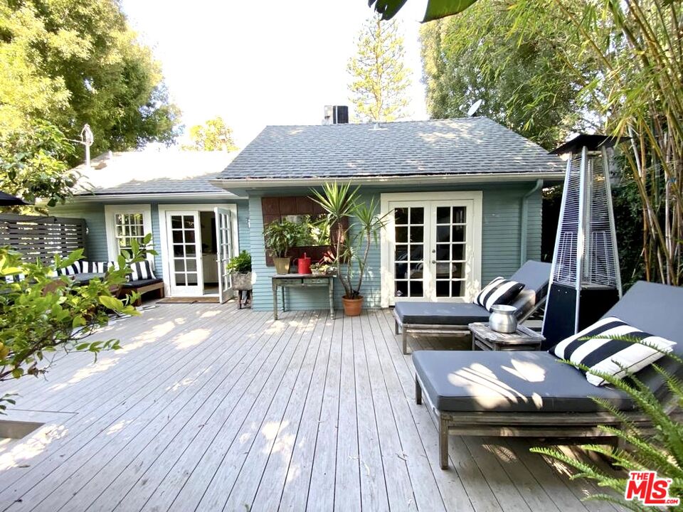 1434 N SPAULDING AVE