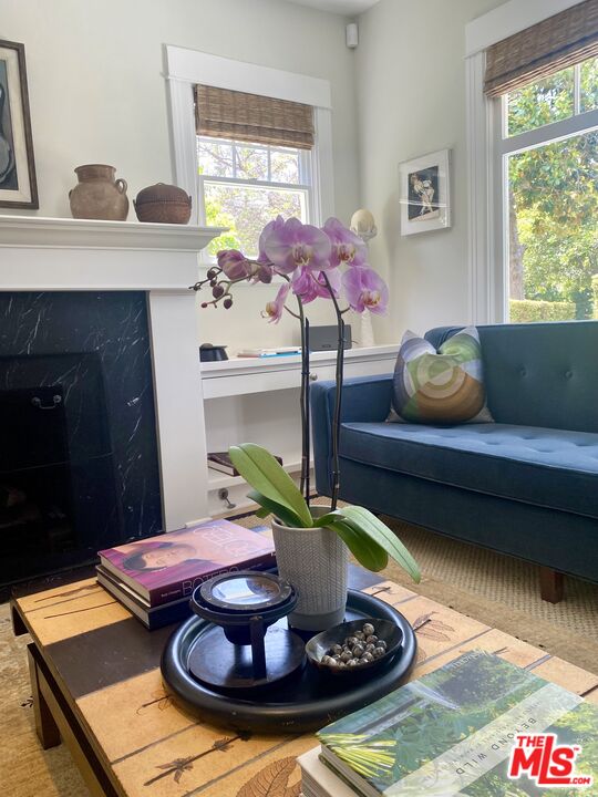 1434 N SPAULDING AVE