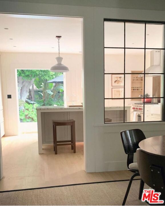 1434 N SPAULDING AVE