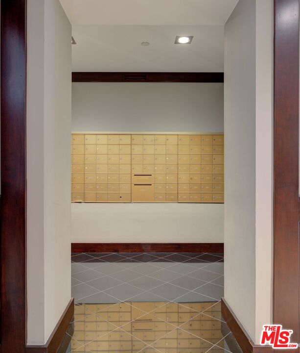 200 N SWALL DR Unit: PH6