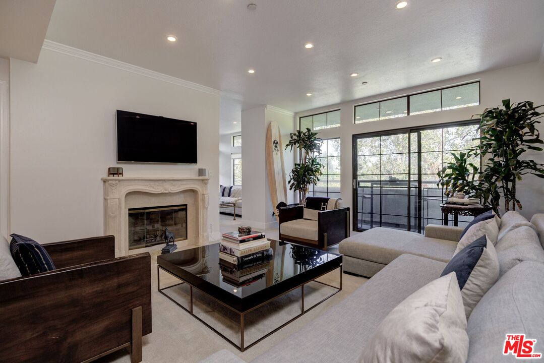 200 N SWALL DR Unit: PH6