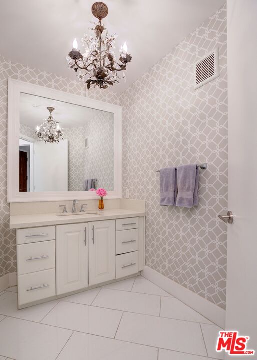 200 N SWALL DR Unit: PH6