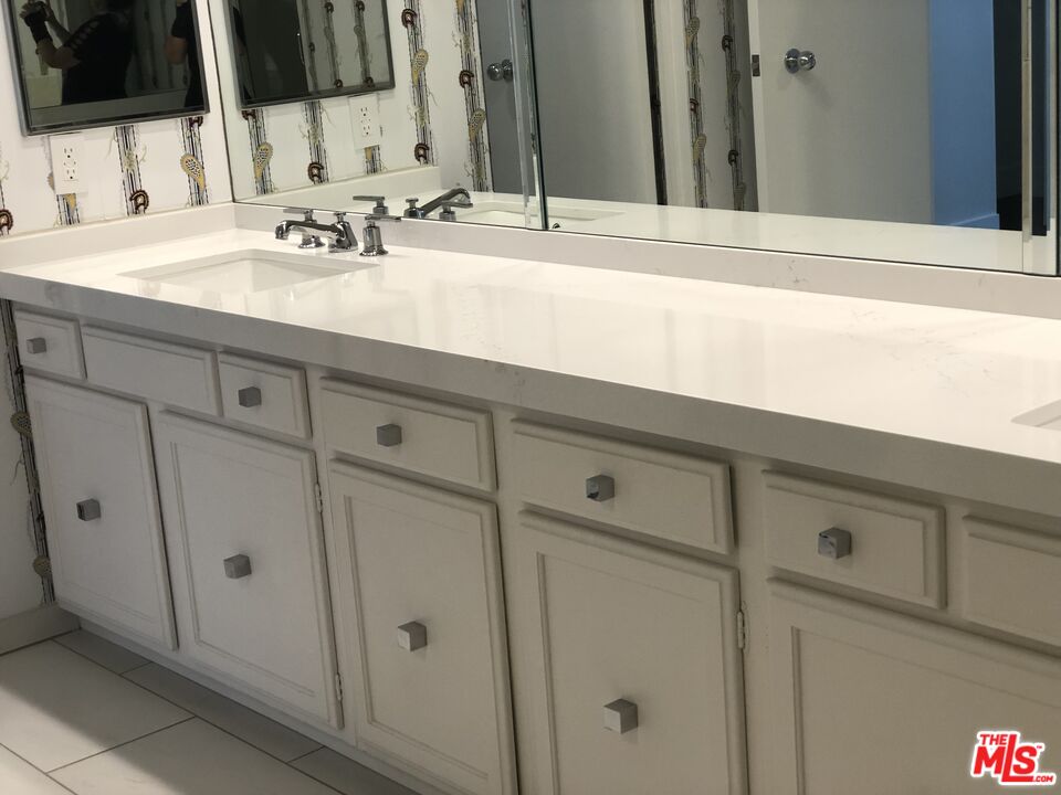 10790 Wilshire Blvd Unit: 1601