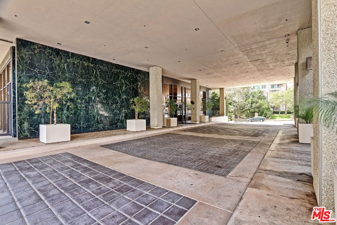 10790 Wilshire Blvd Unit: 1601