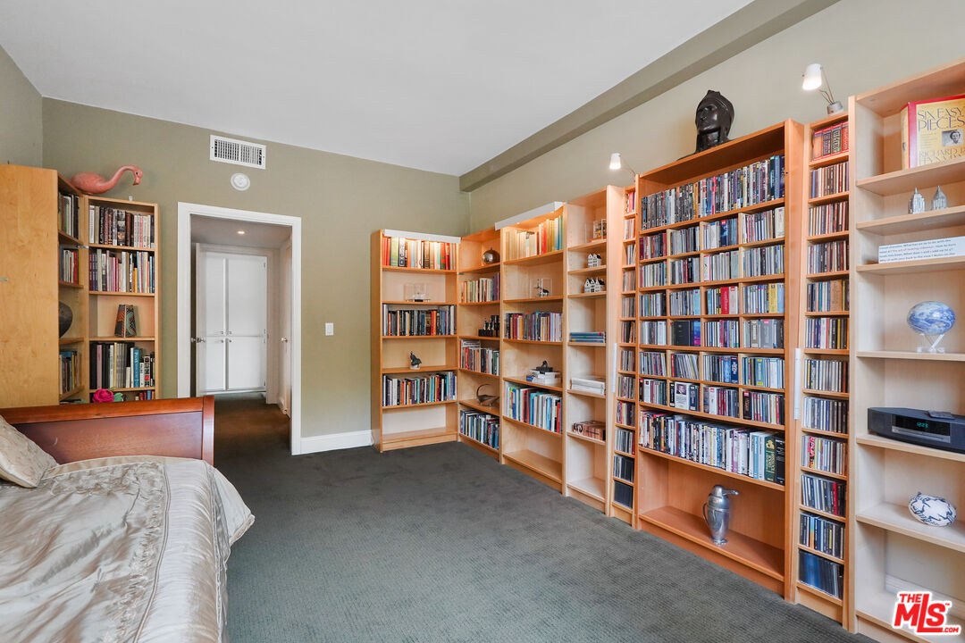 1557 S Beverly Glen Blvd Unit: 310