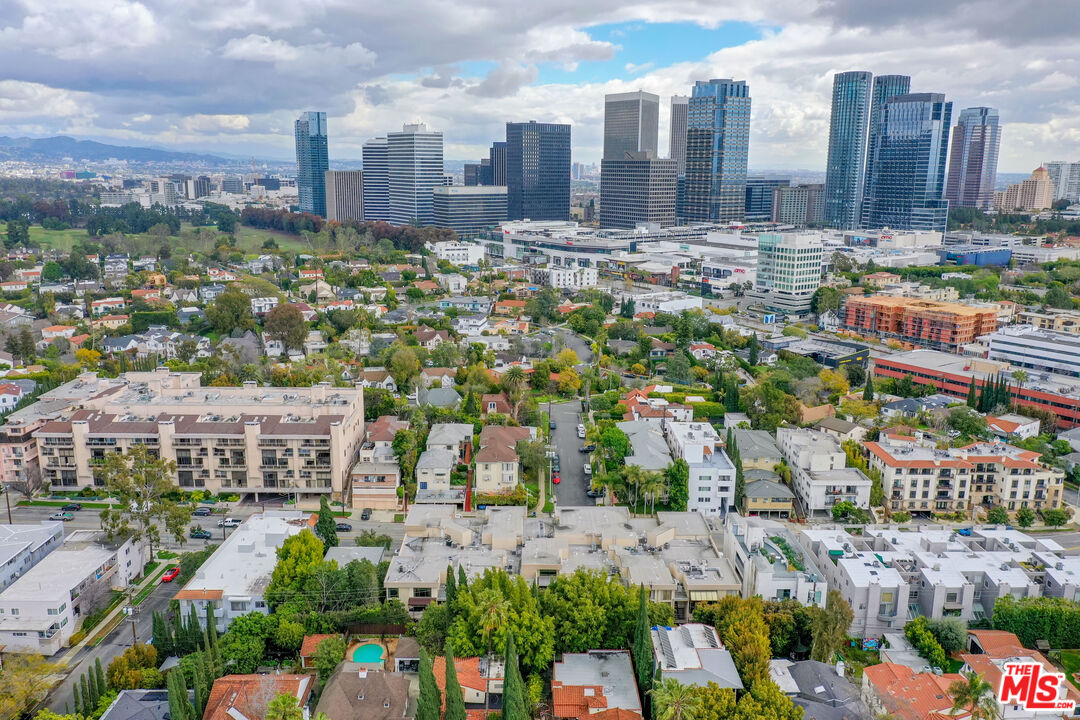 1557 S Beverly Glen Blvd Unit: 310