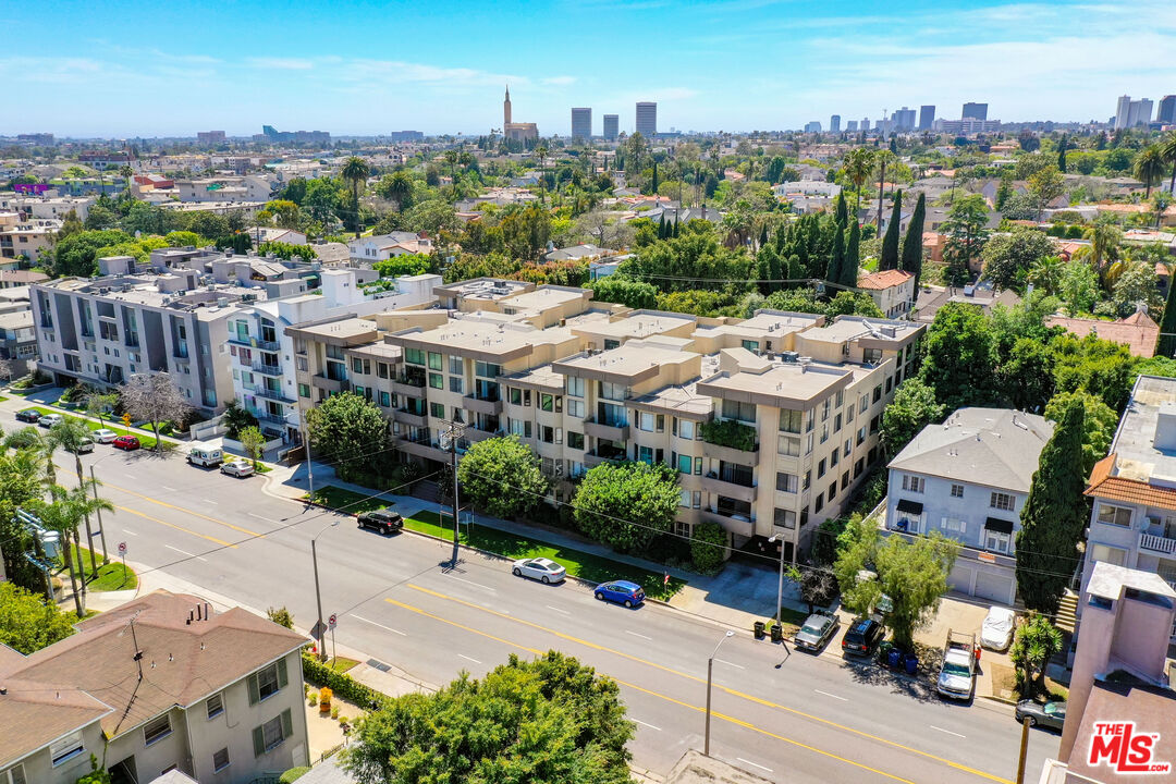 1557 S Beverly Glen Blvd Unit: 310
