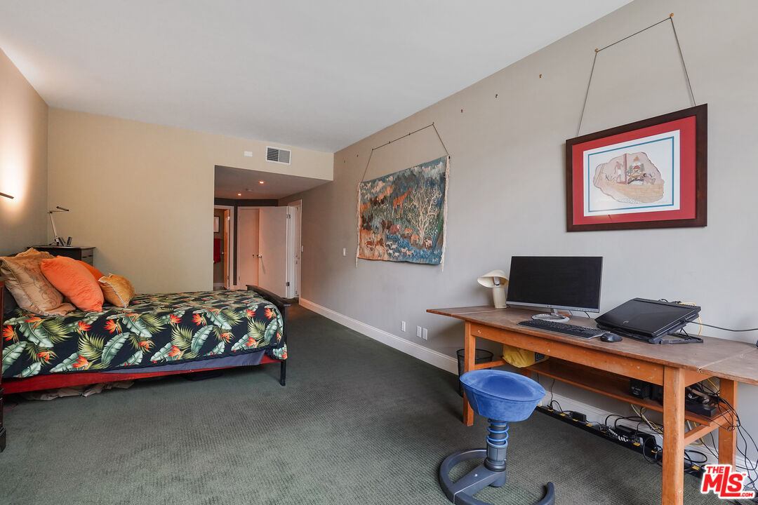 1557 S Beverly Glen Blvd Unit: 310