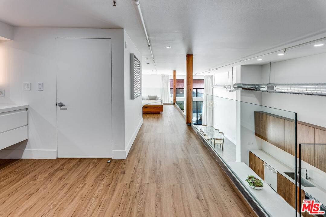 4115 Glencoe Ave Unit: 107