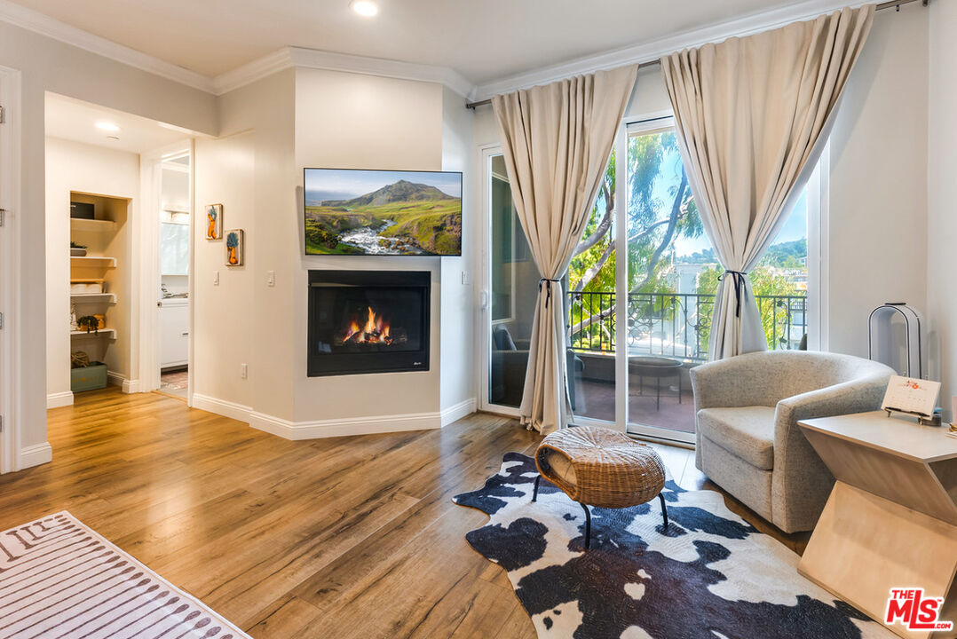 11909 Laurelwood Dr Unit: 3