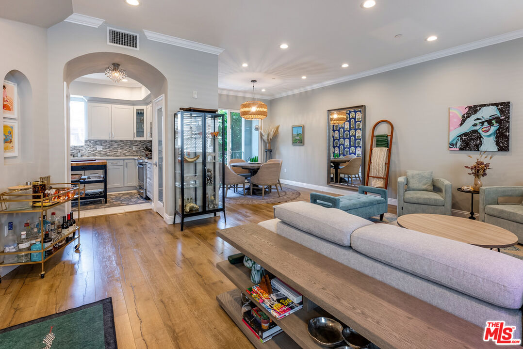 11909 Laurelwood Dr Unit: 3