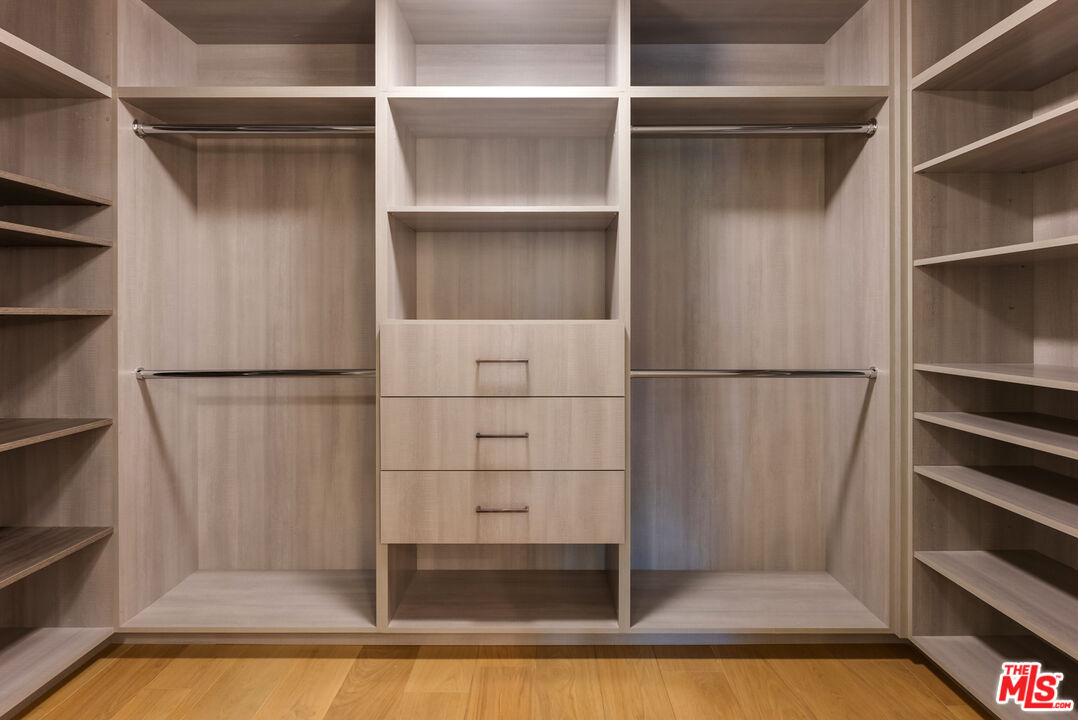 10777 Wilshire Blvd Unit: 405