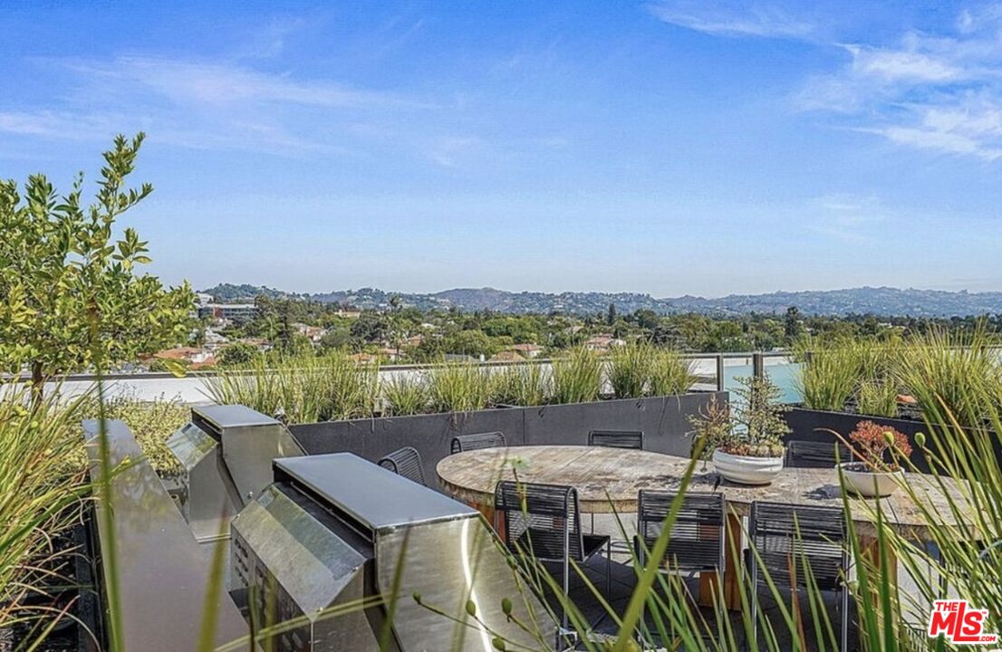 10777 Wilshire Blvd Unit: 405