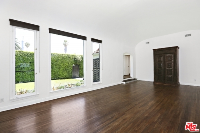 465 N CRESCENT HEIGHTS