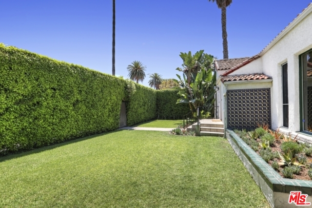 465 N CRESCENT HEIGHTS