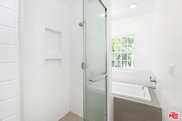 465 N CRESCENT HEIGHTS