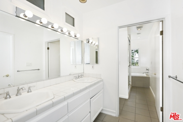 465 N CRESCENT HEIGHTS