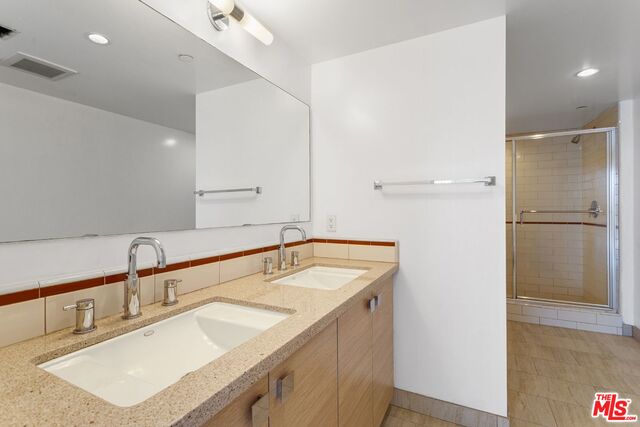 1600 S WESTGATE AVE Unit: 506