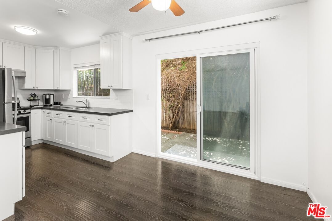 1152 N Ogden Dr