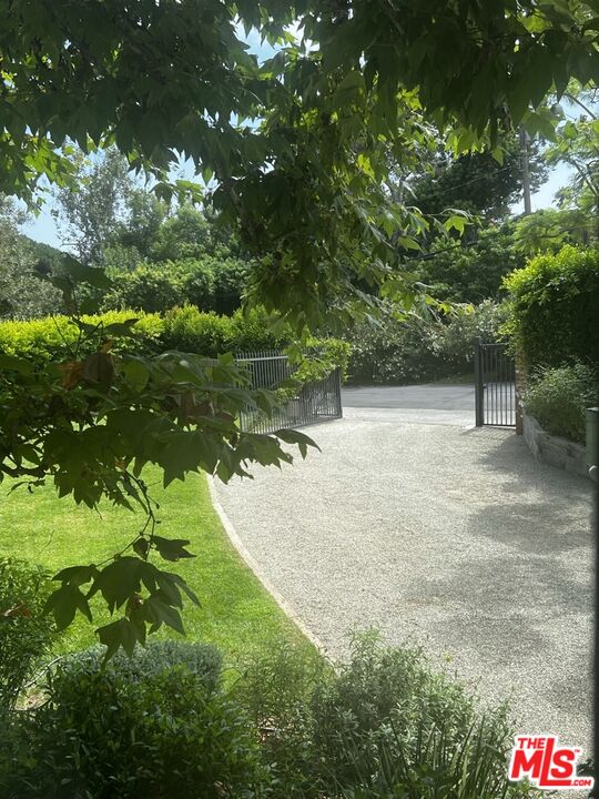 6456 Sycamore Meadows Dr