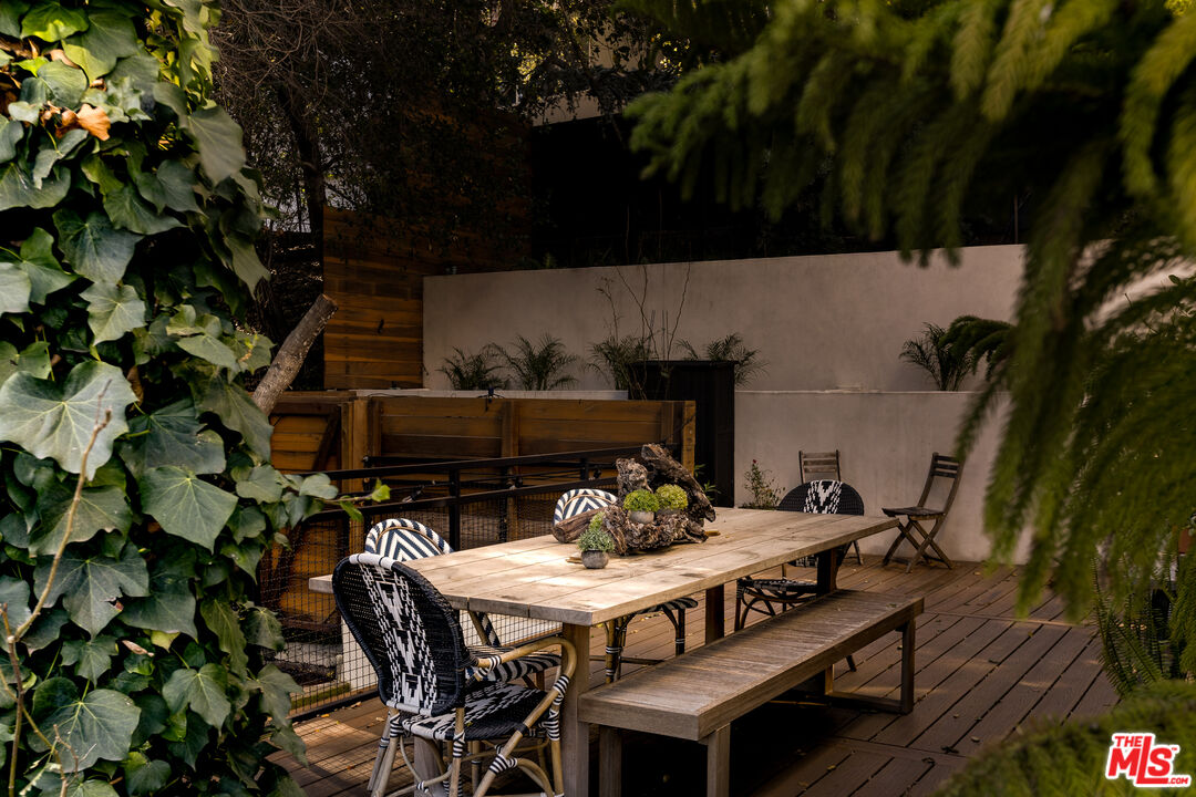 3760 Avenida Del Sol