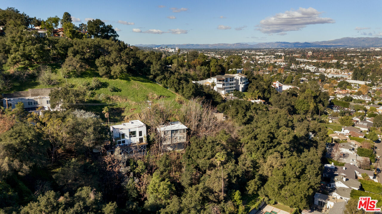 3760 Avenida Del Sol