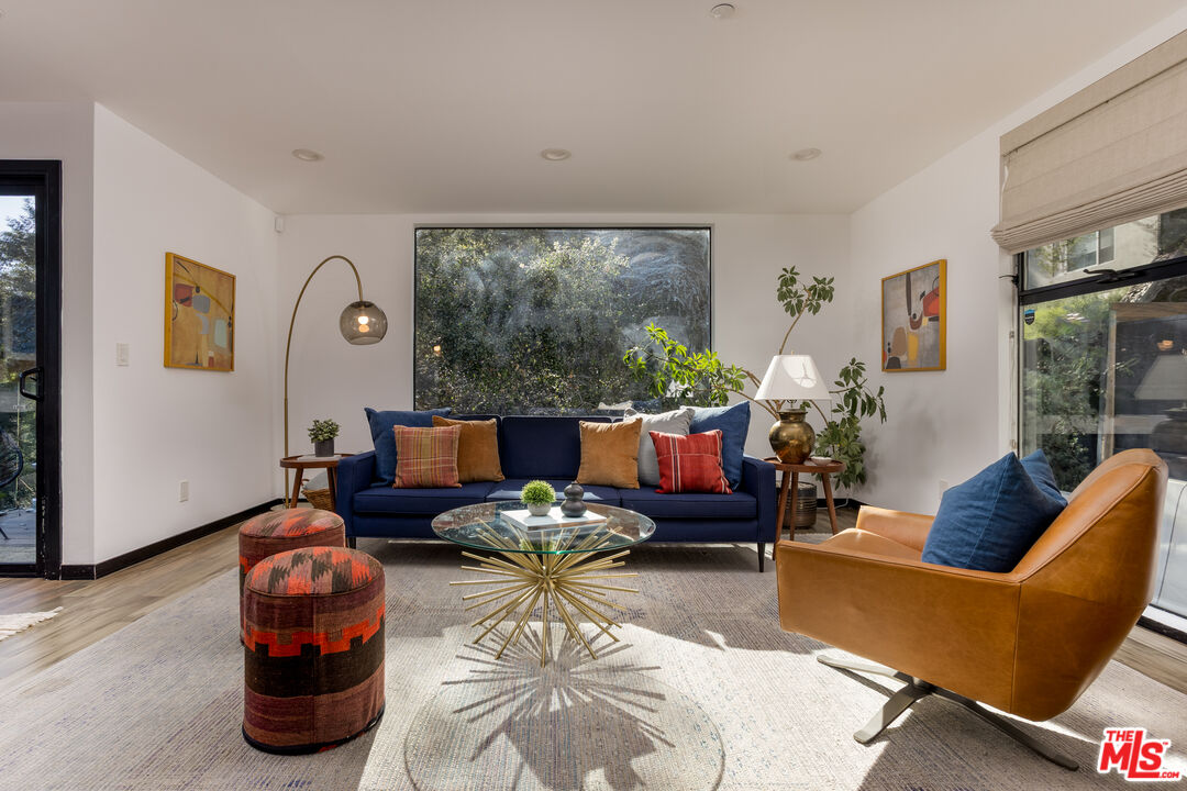 3760 Avenida Del Sol