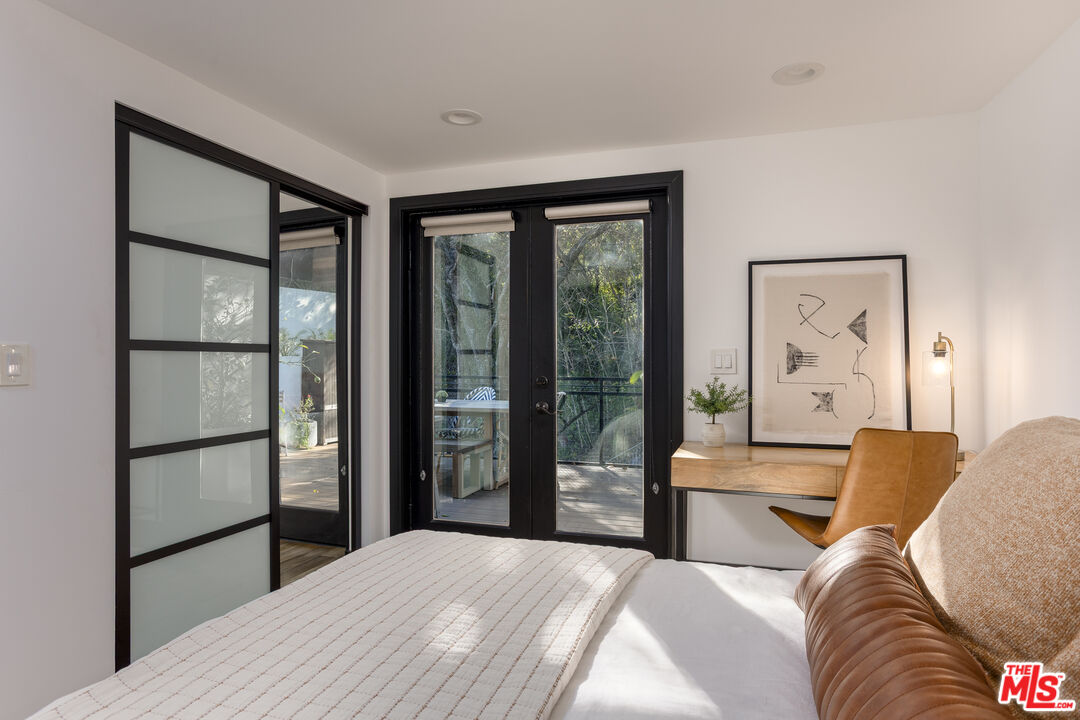 3760 Avenida Del Sol