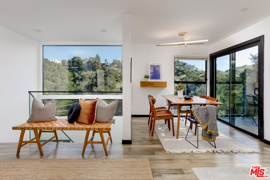 3760 Avenida Del Sol