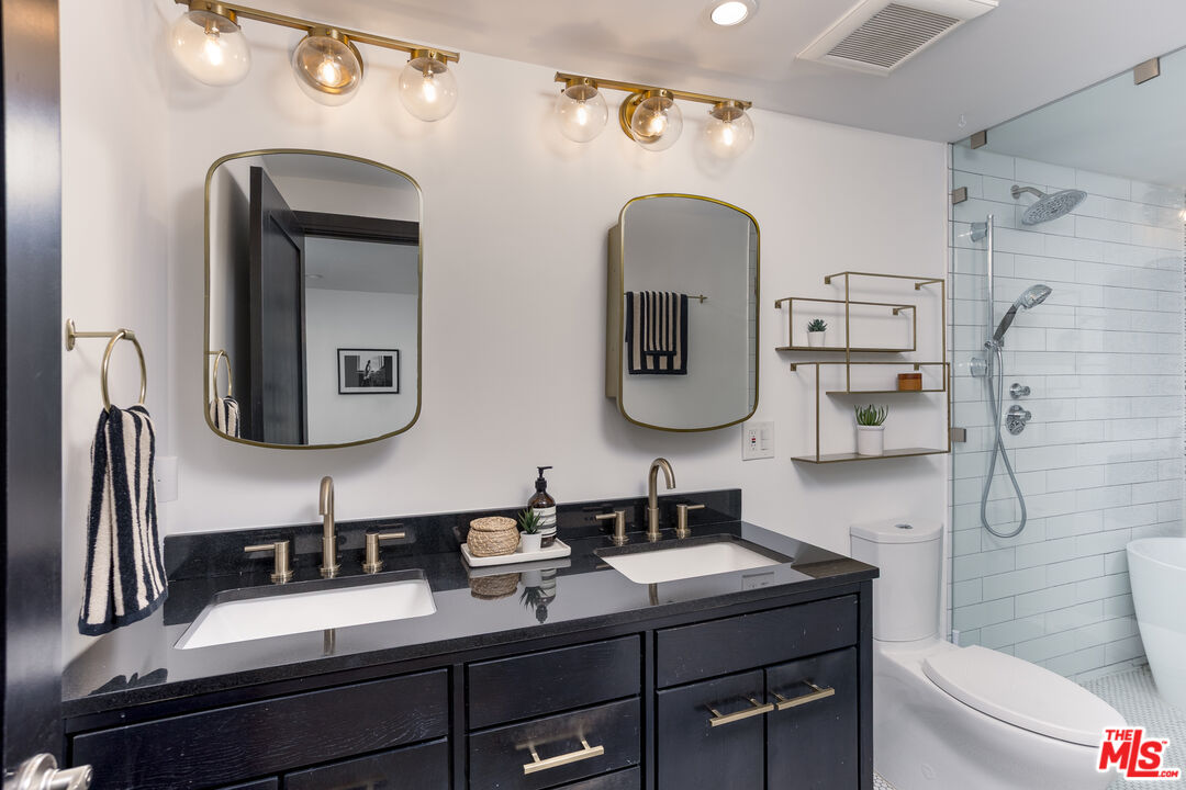 3760 Avenida Del Sol