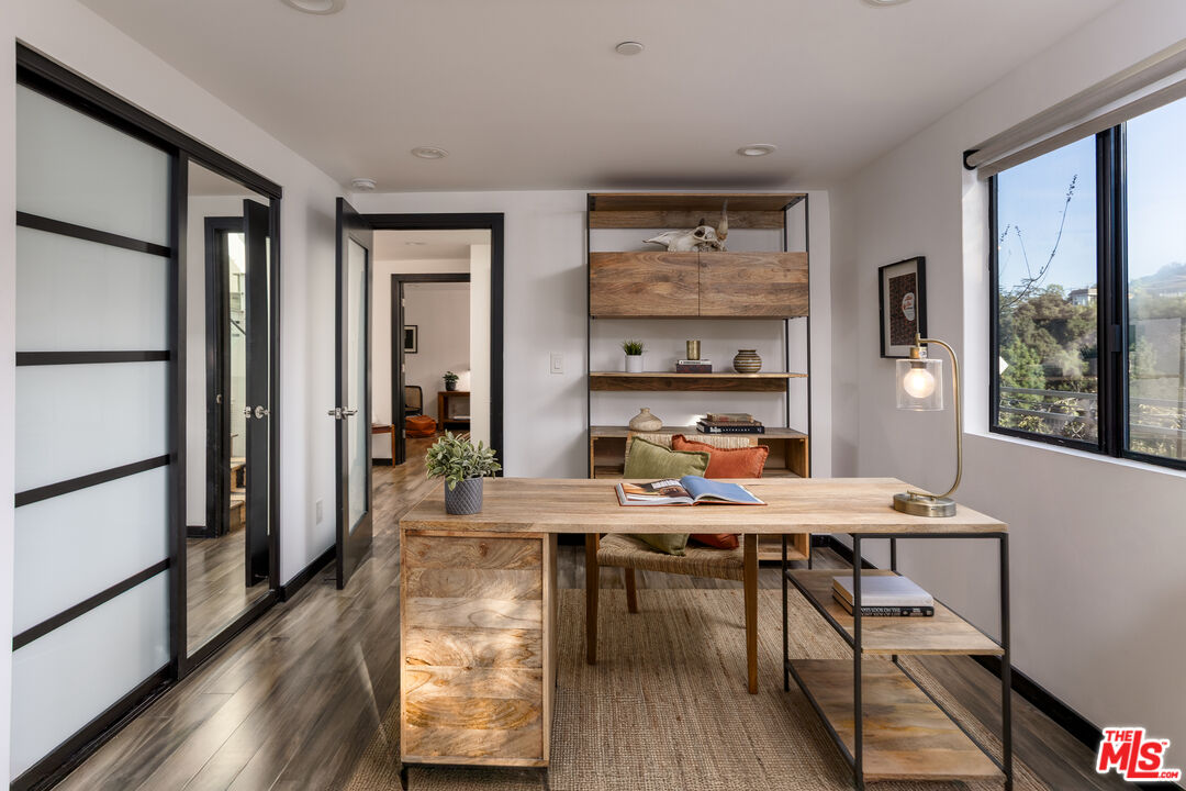 3760 Avenida Del Sol