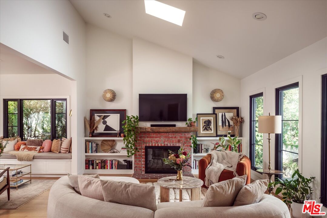 2127 Princeton Ave