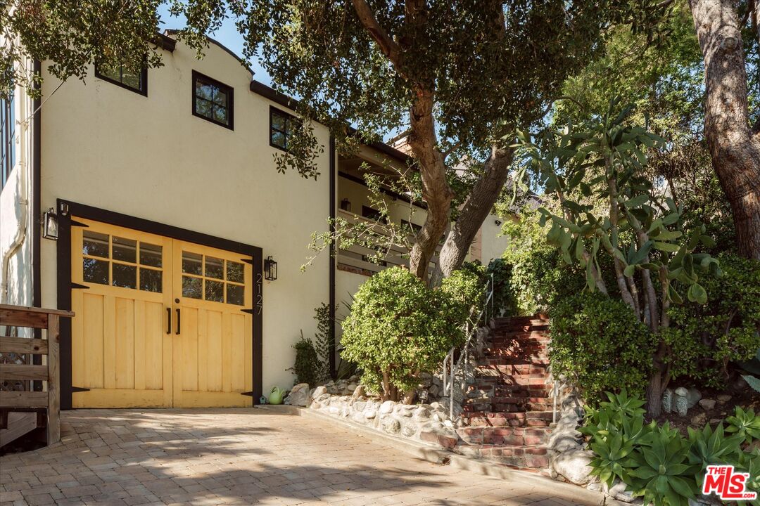 2127 Princeton Ave