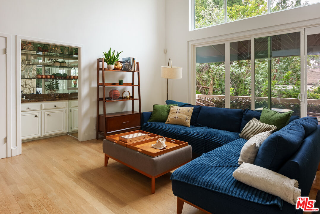 1557 S Beverly Glen Blvd Unit: 310