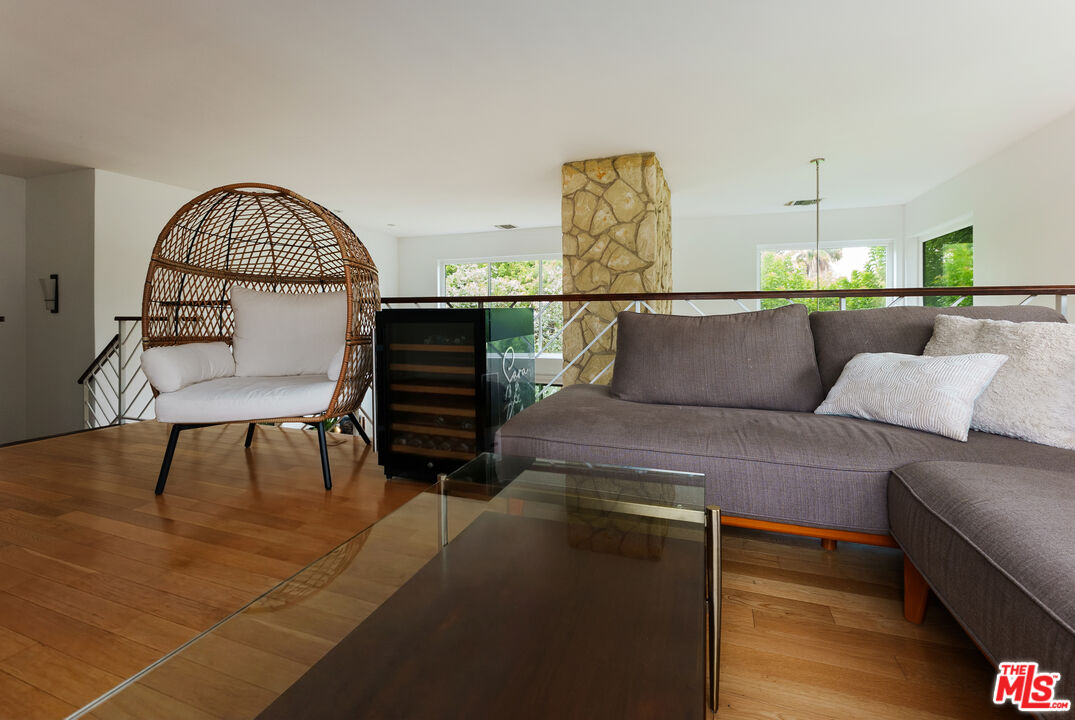 1557 S Beverly Glen Blvd Unit: 310