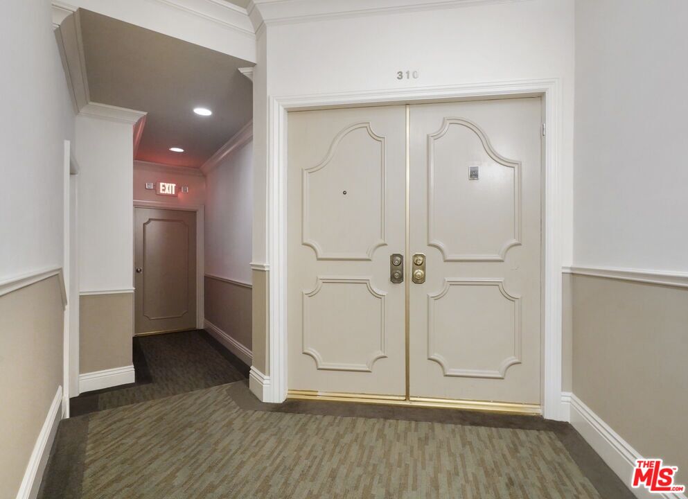 1557 S Beverly Glen Blvd Unit: 310