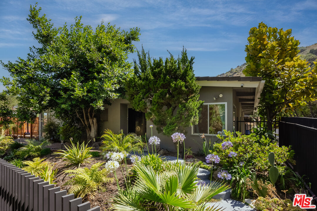 7211 Chelan Way