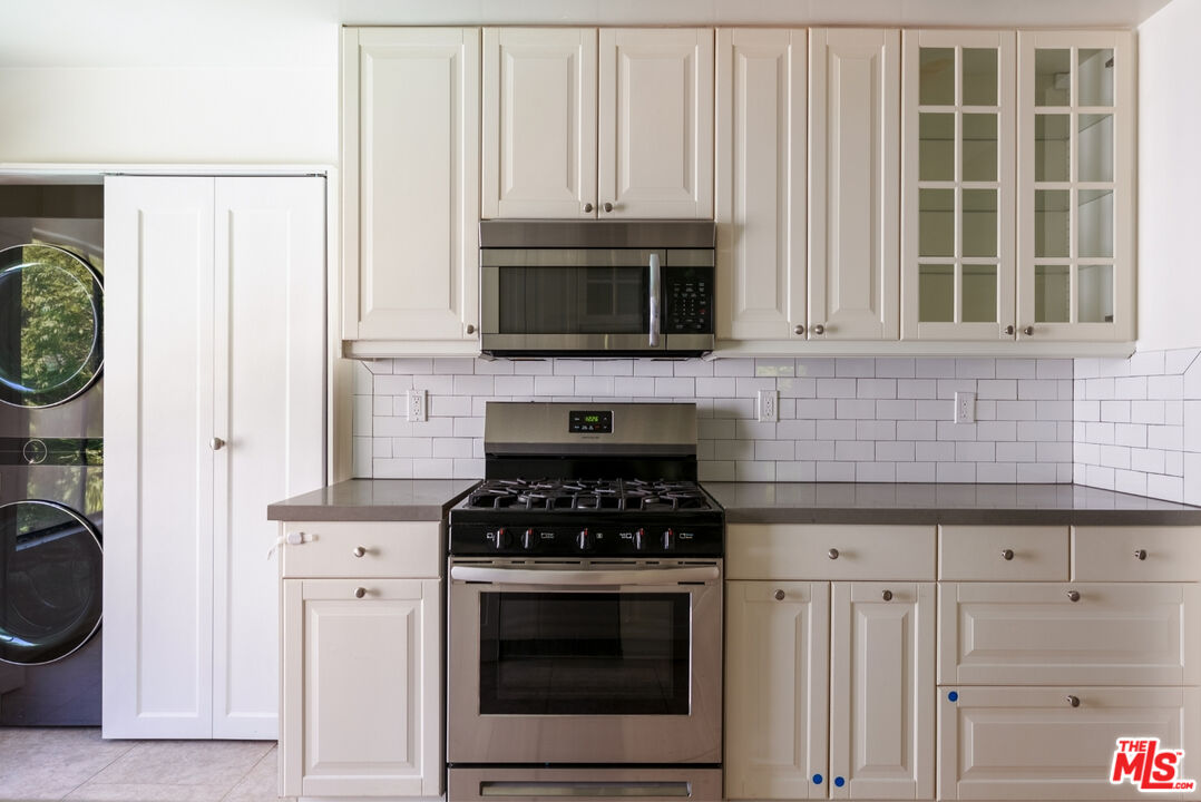 11755 Montana Ave Unit: 208