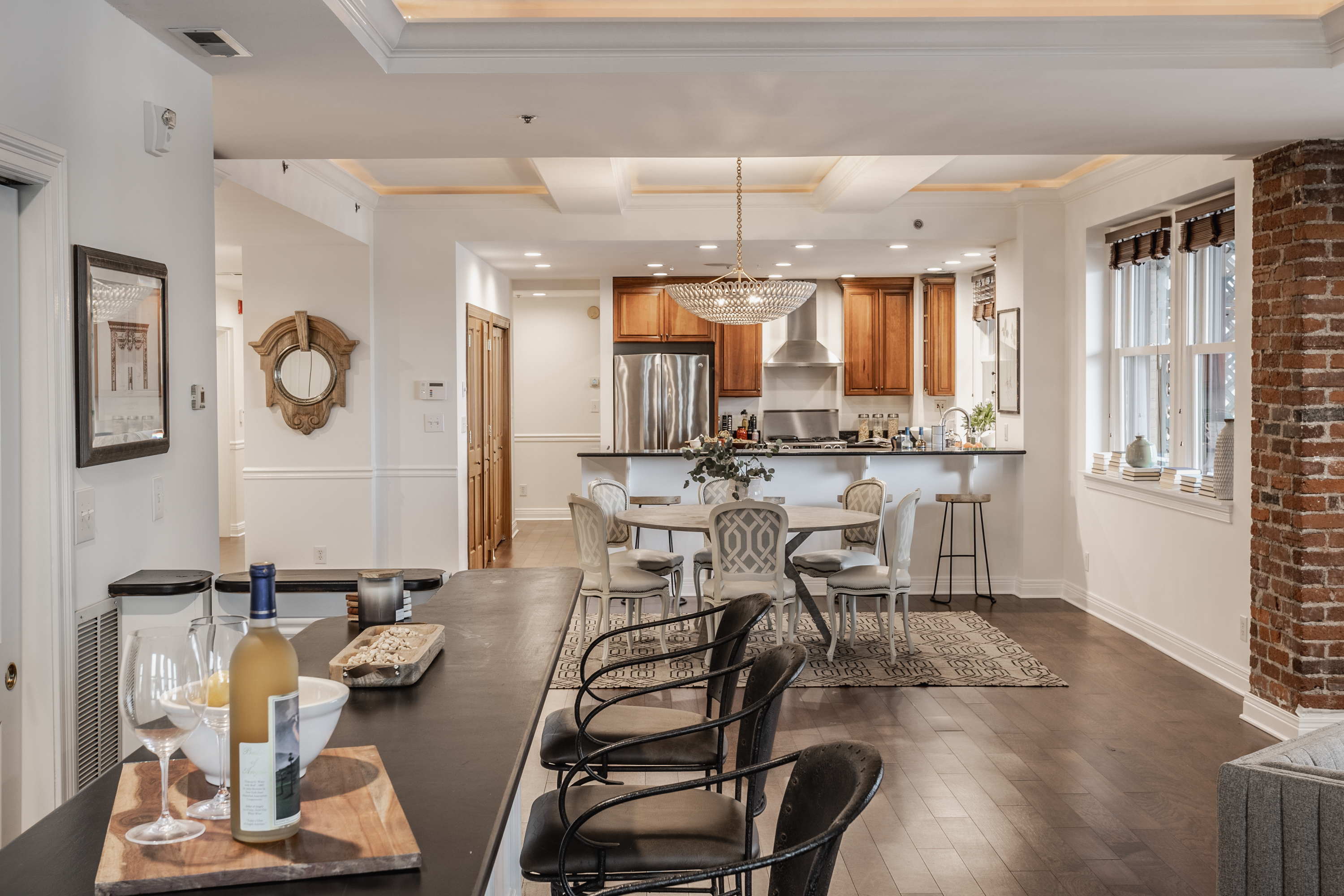 110 E Washington St. #900 Unit: 900