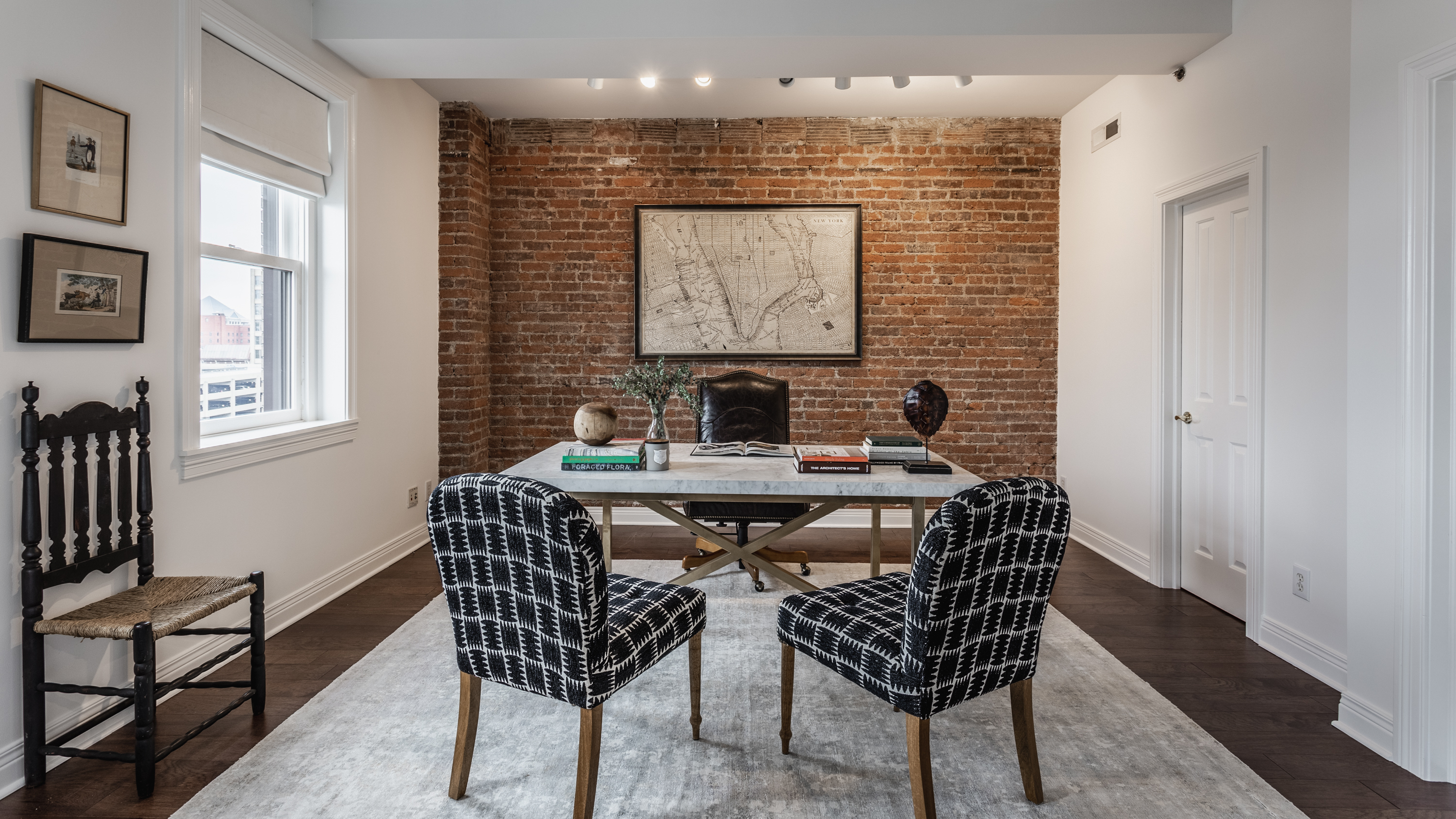 110 E Washington St. #900 Unit: 900