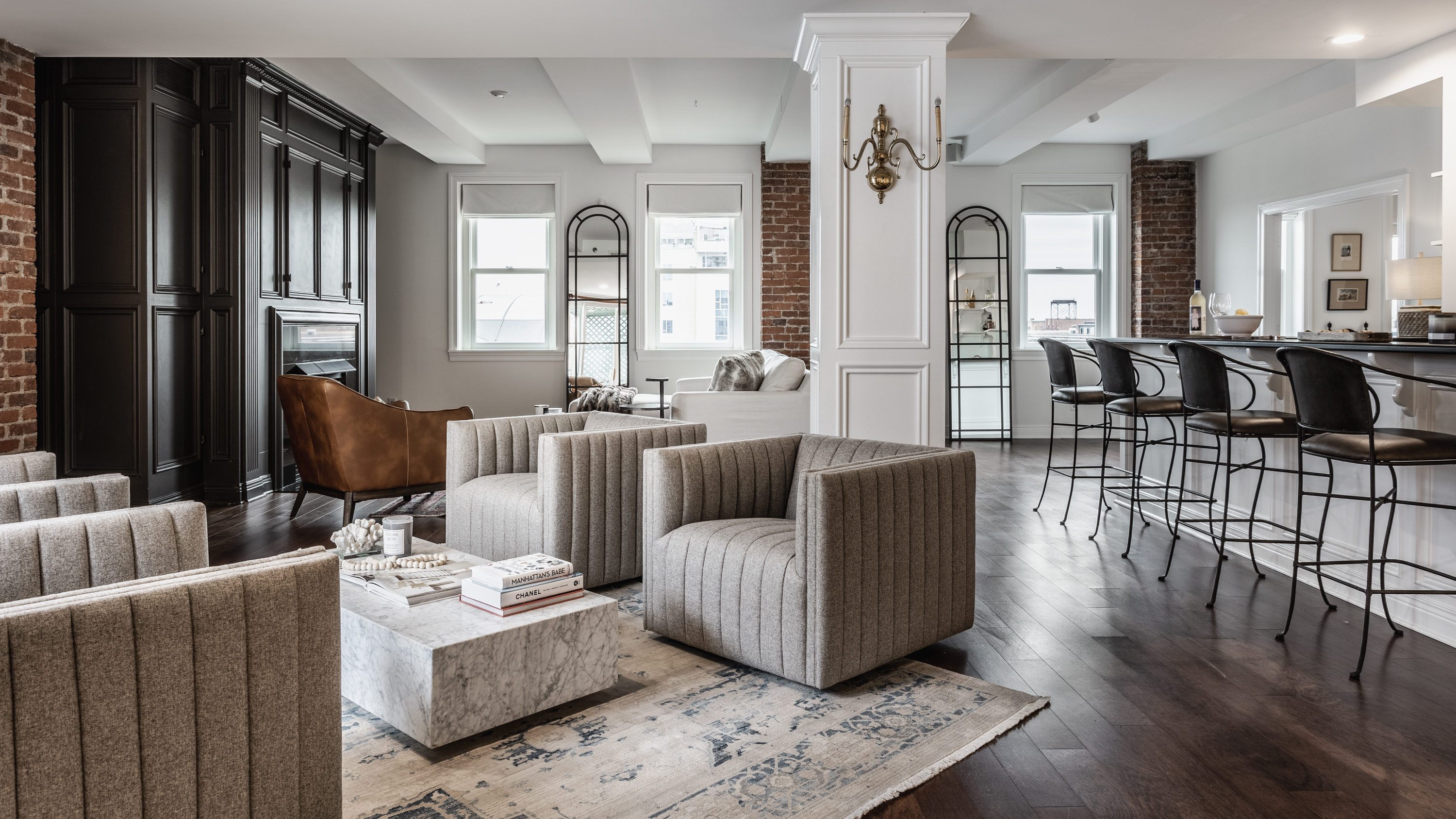 110 E Washington St. #900 Unit: 900