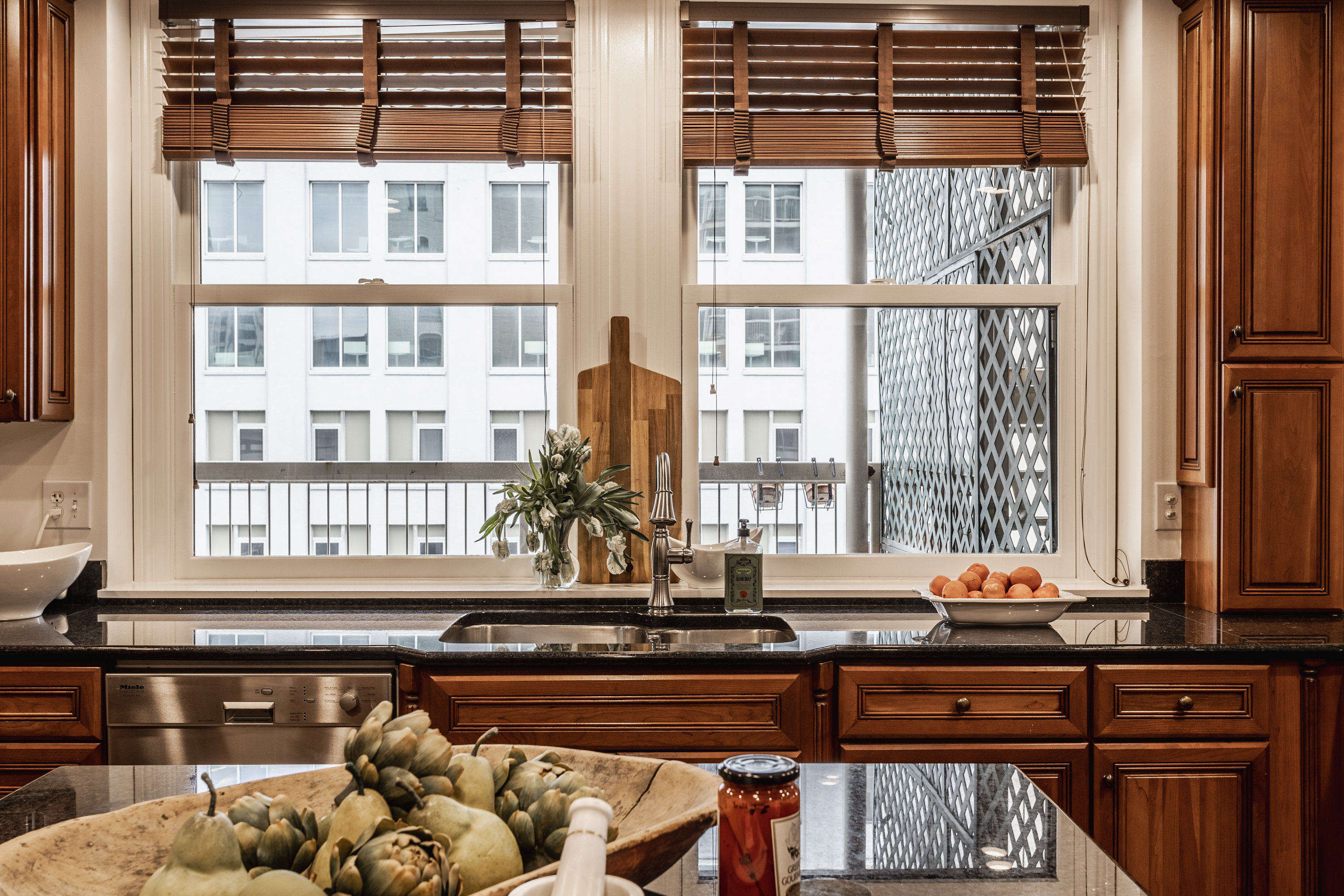 110 E Washington St. #900 Unit: 900