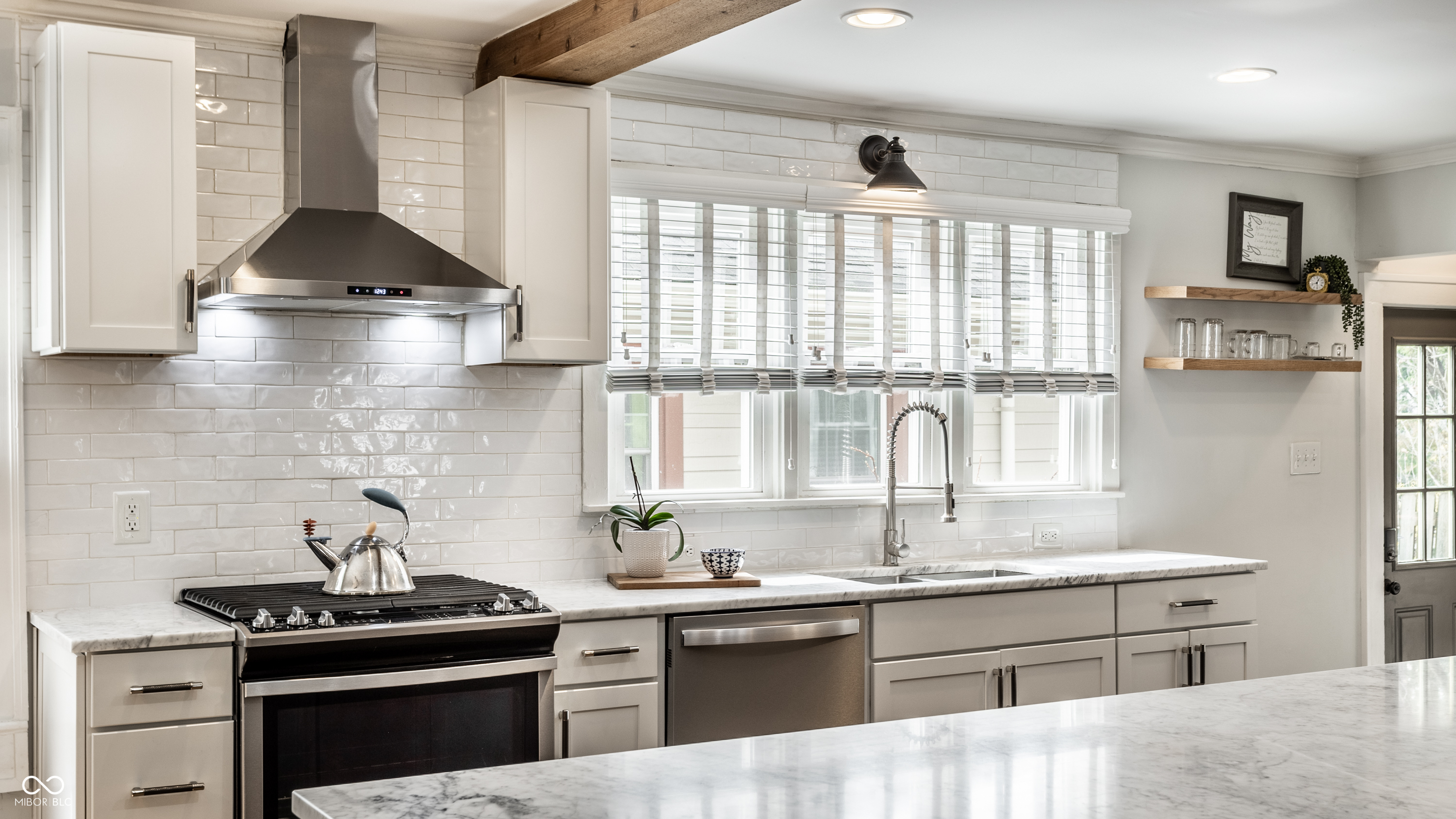 5626 Winthrop Avenue