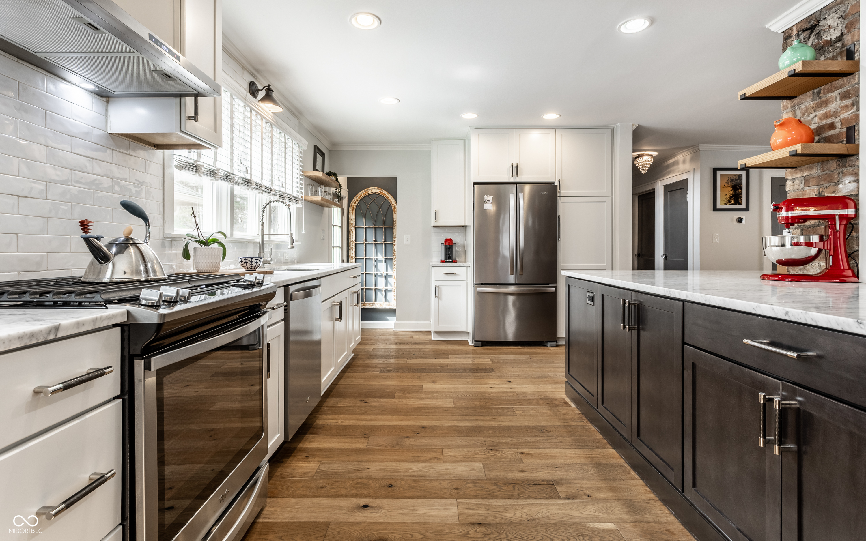 5626 Winthrop Avenue